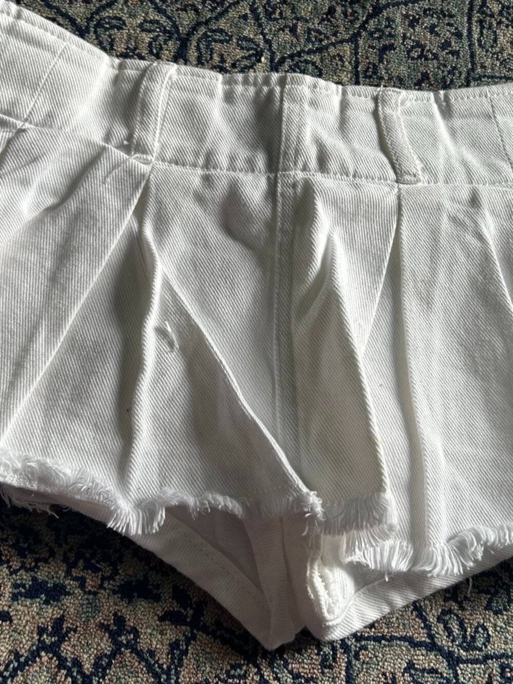 Edikted Mini skirt XS white